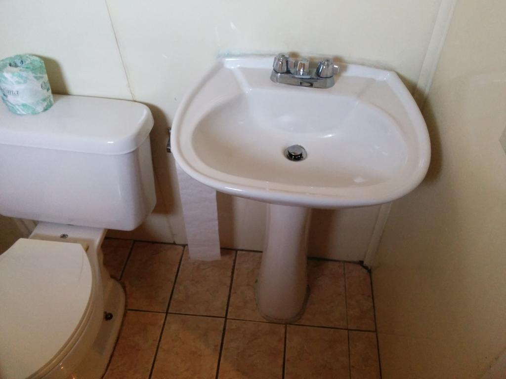 Budget Host Inn ゲインズビル エクステリア 写真